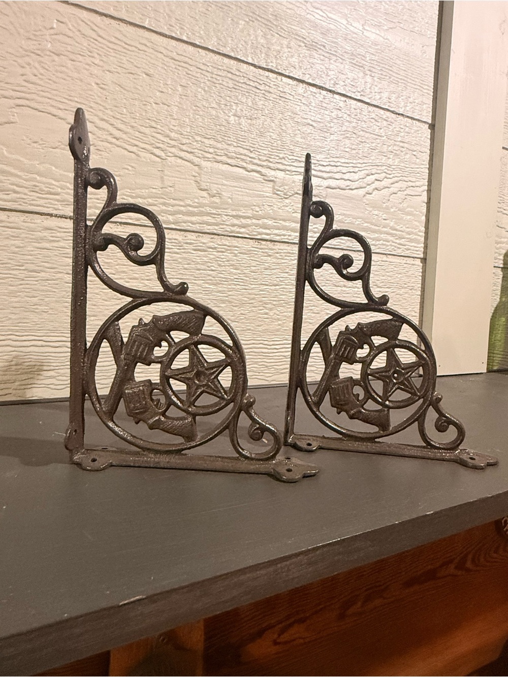 Set of two Western Cast Iron Star shelf Brackets 9” x 7”